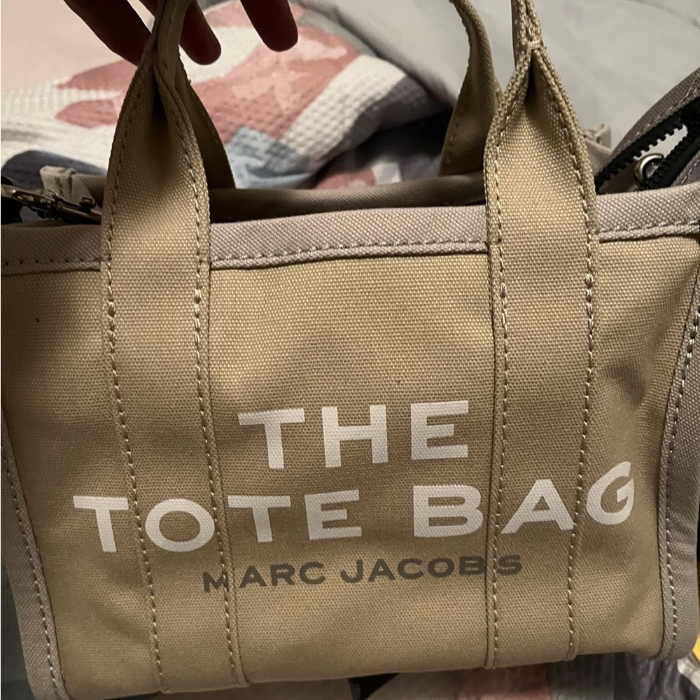 THE COLORBLOCK MINI TOTE BAG